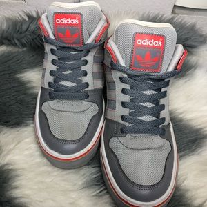 Men’s Addidas size 8